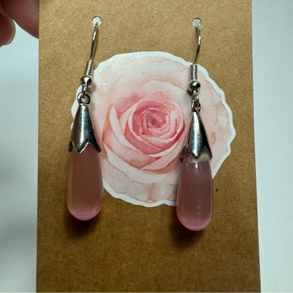 NWT. Fashion earrings. Silver Hook Pink Cat Eye GemstoneTeardrop shaped - Picture 2 of 5